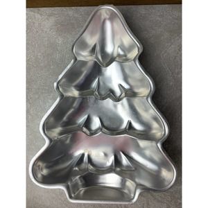 Wilton — Vintage Aluminum Cake Baking Pan Holiday Christmas Tree 1986 Korea Made